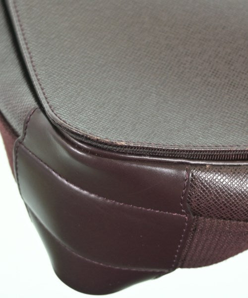 LOUIS VUITTON 肩背包