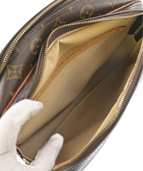 LOUIS VUITTON 肩背包