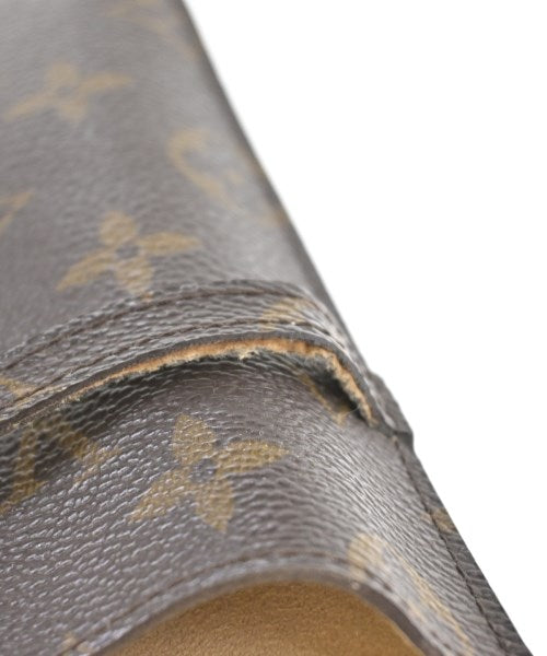 LOUIS VUITTON 小袋