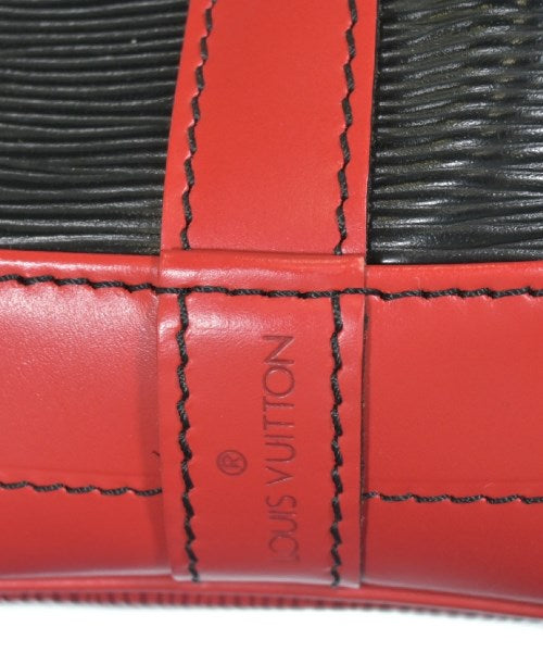 LOUIS VUITTON 肩背包