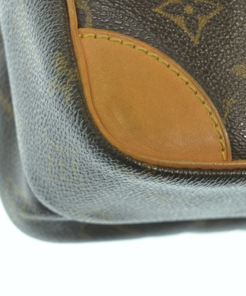 LOUIS VUITTON 肩背包