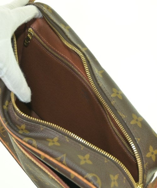 LOUIS VUITTON 肩背包