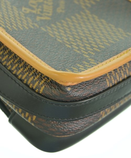 LOUIS VUITTON 肩背包