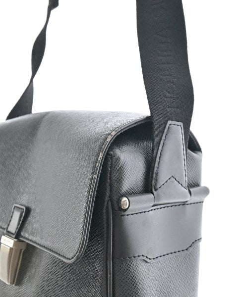 LOUIS VUITTON 肩背包