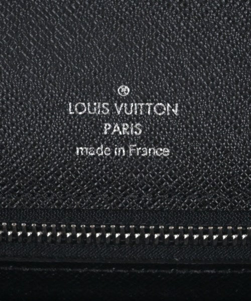 LOUIS VUITTON 手拿包
