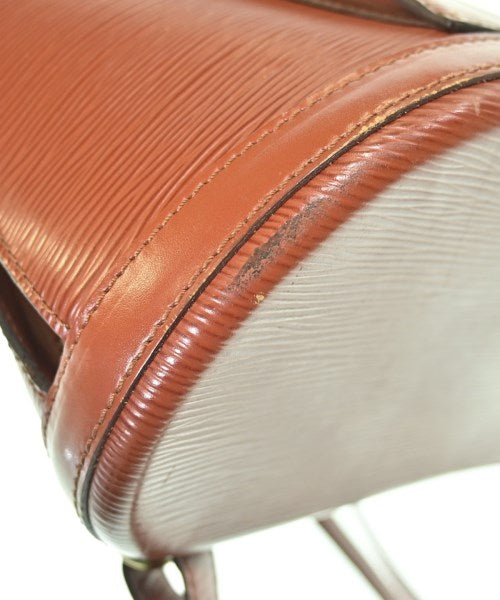 LOUIS VUITTON 背包