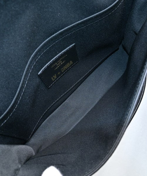 LOUIS VUITTON 肩背包