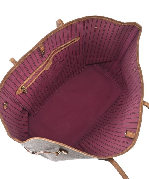 LOUIS VUITTON 肩背包