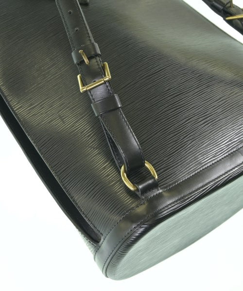 LOUIS VUITTON 背包