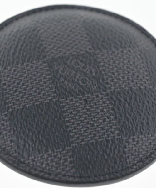 LOUIS VUITTON 包包飾品