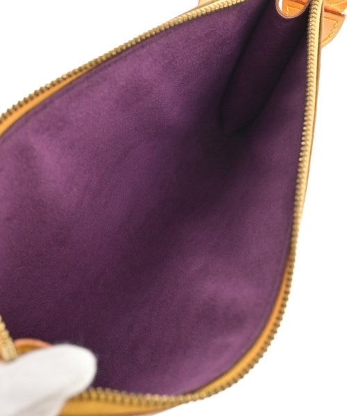 LOUIS VUITTON 小袋