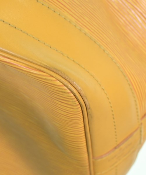 LOUIS VUITTON 肩背包