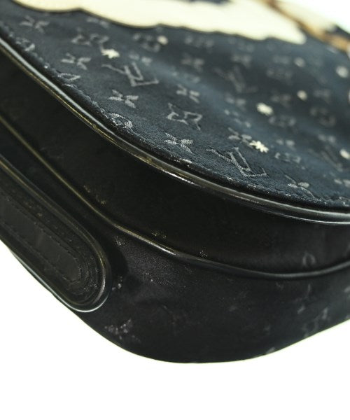 LOUIS VUITTON 肩背包