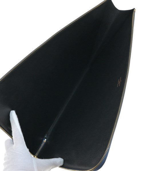 LOUIS VUITTON 手拿包