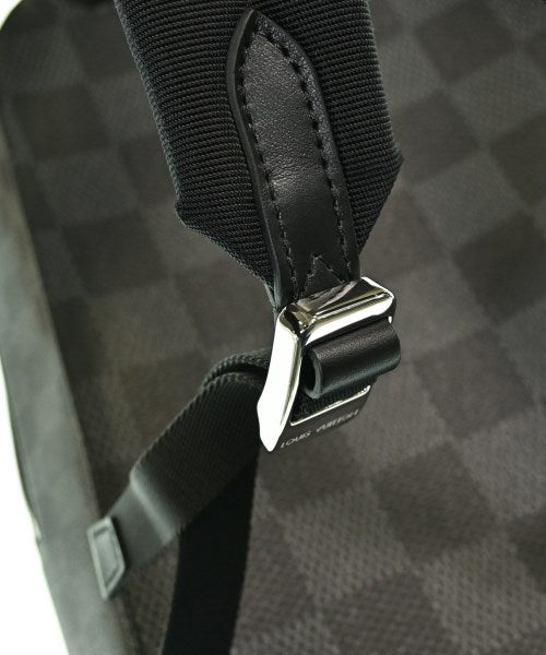 LOUIS VUITTON 背包