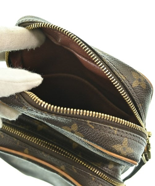 LOUIS VUITTON 肩背包
