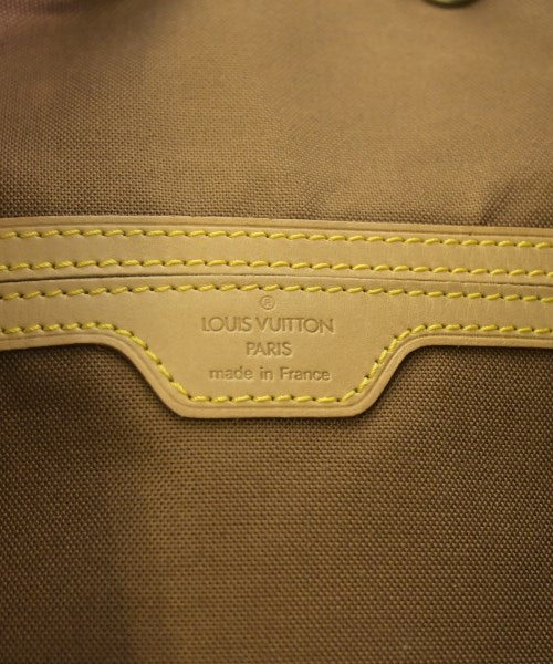 LOUIS VUITTON 背包