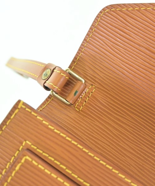 LOUIS VUITTON 手拿包