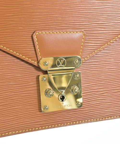 LOUIS VUITTON 手拿包