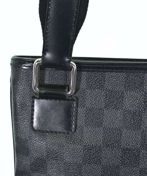 LOUIS VUITTON 肩背包