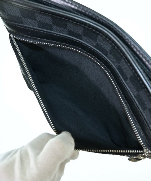 LOUIS VUITTON 肩背包