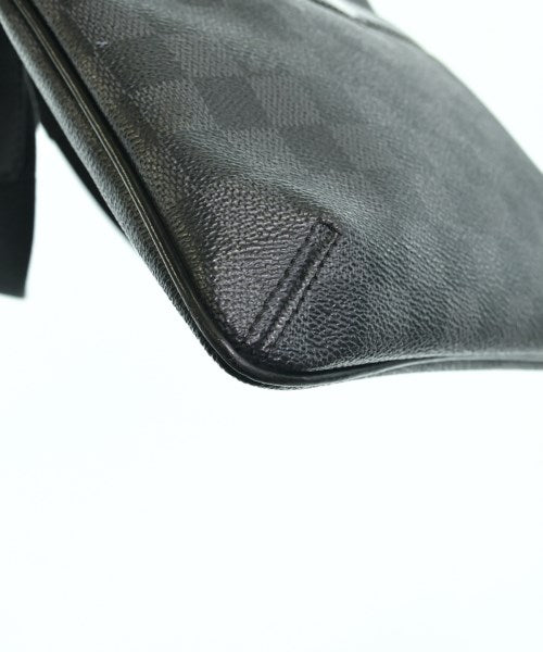 LOUIS VUITTON 肩背包