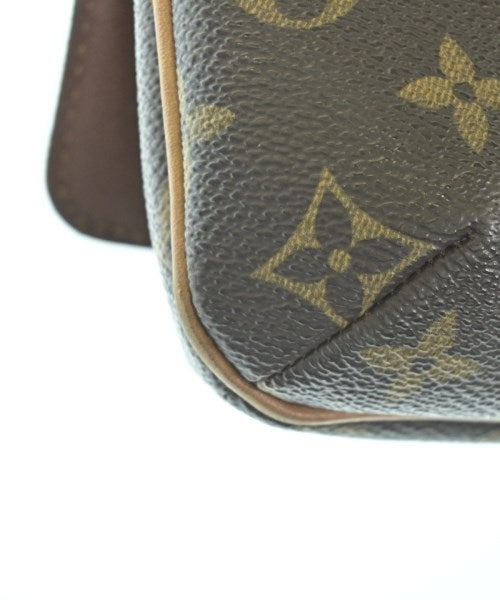 LOUIS VUITTON 肩背包