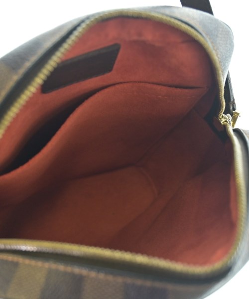 LOUIS VUITTON 肩背包