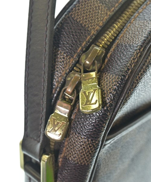 LOUIS VUITTON 肩背包