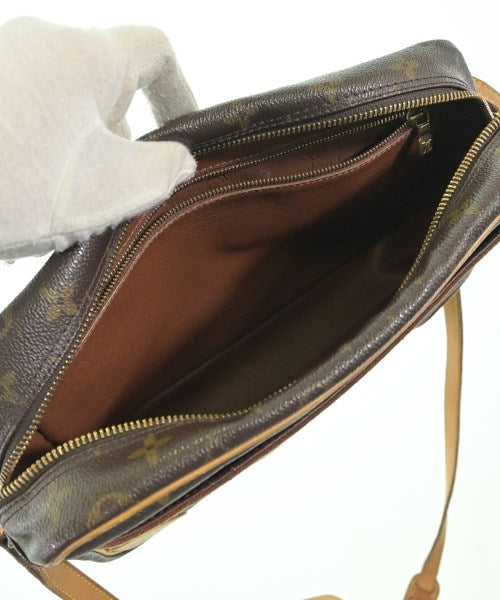 LOUIS VUITTON 肩背包