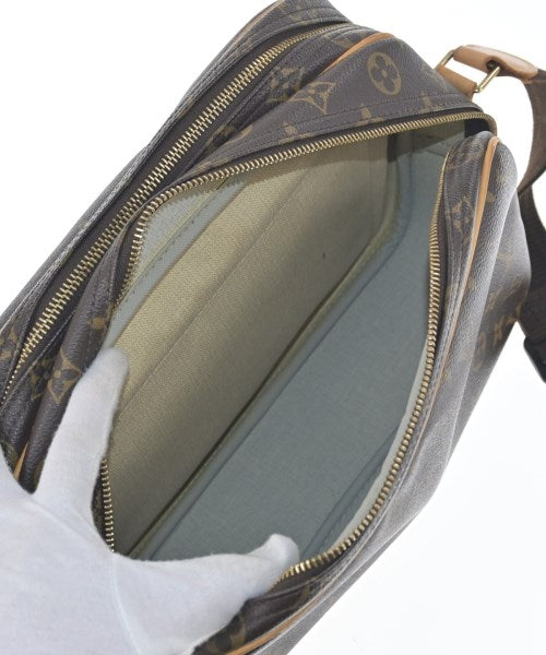 LOUIS VUITTON 肩背包