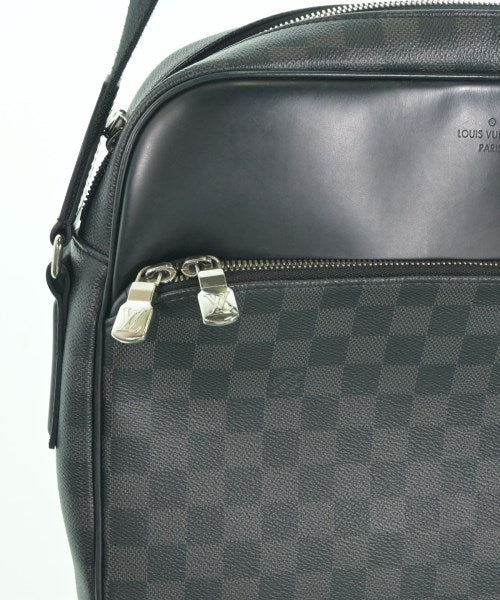LOUIS VUITTON 肩背包