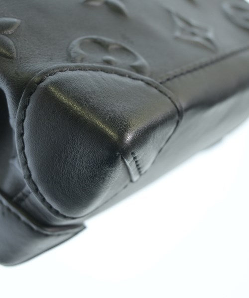 LOUIS VUITTON 肩背包