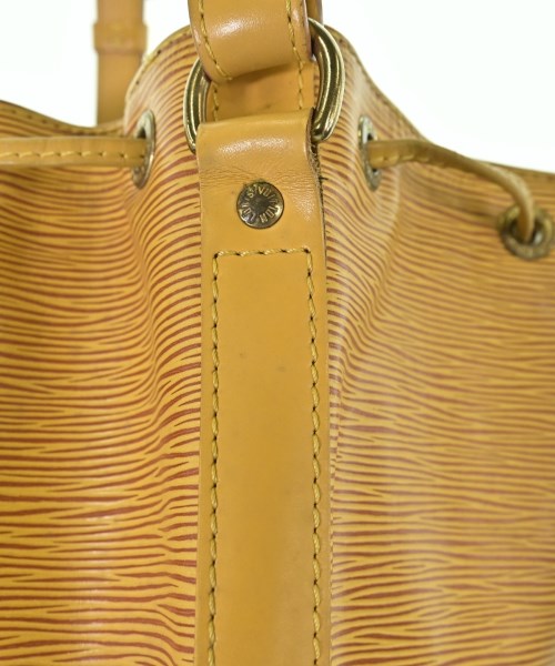 LOUIS VUITTON 肩背包