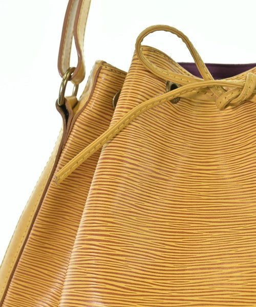 LOUIS VUITTON 肩背包