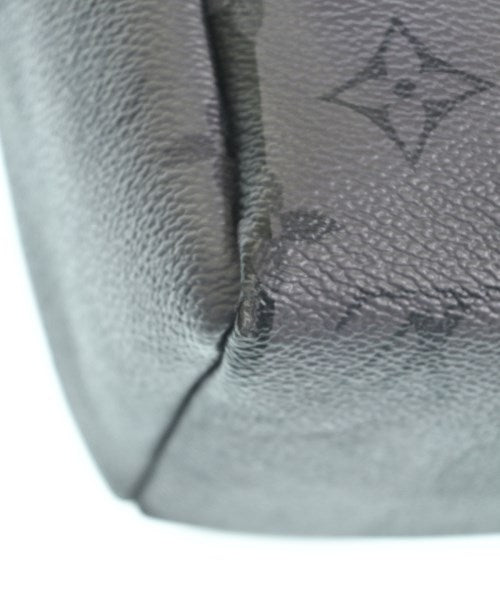 LOUIS VUITTON 背包