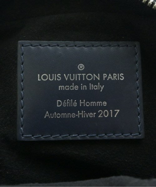 LOUIS VUITTON 肩背包