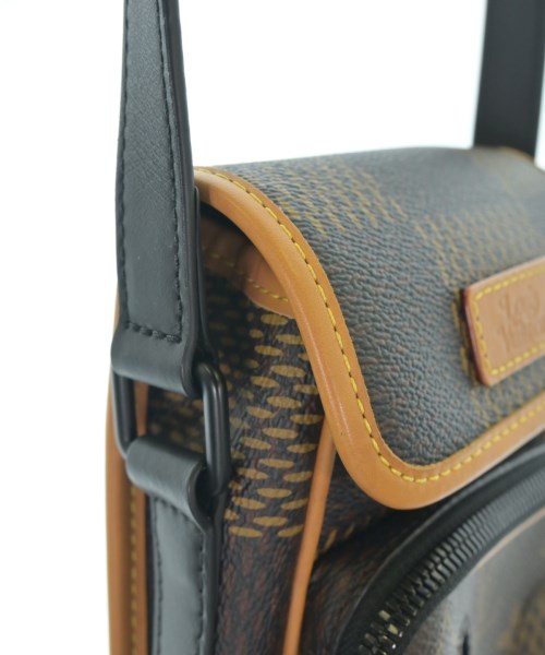 LOUIS VUITTON 肩背包