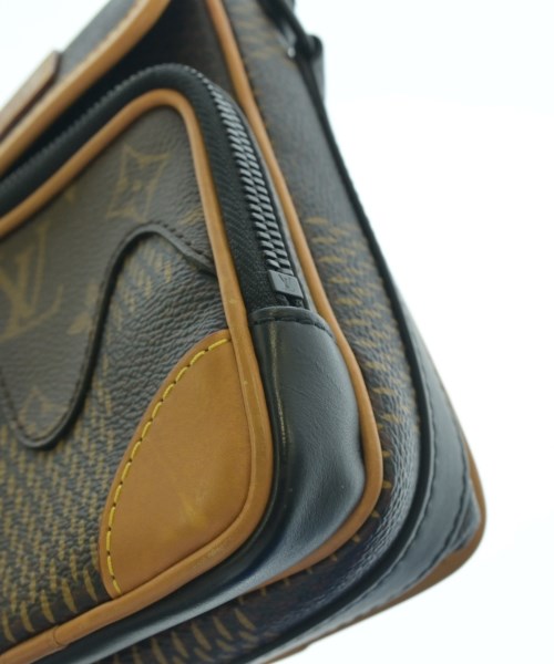 LOUIS VUITTON 肩背包