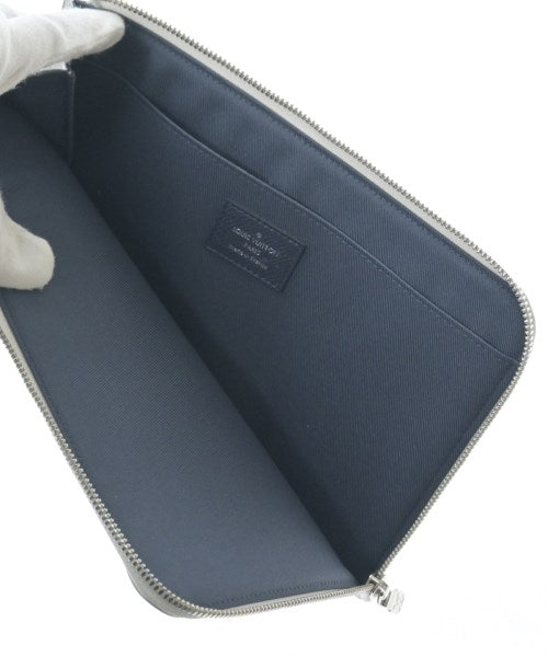 LOUIS VUITTON 手拿包