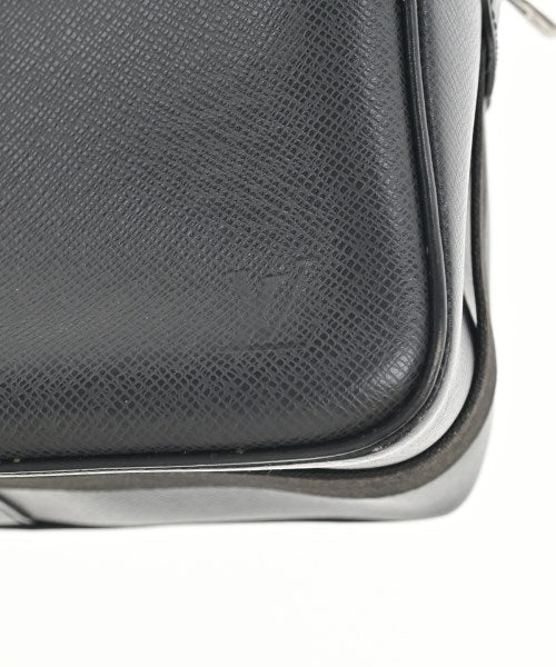 LOUIS VUITTON 肩背包