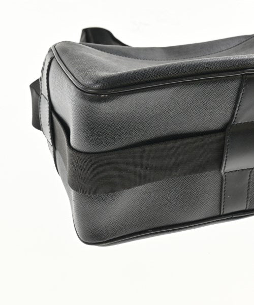 LOUIS VUITTON 肩背包