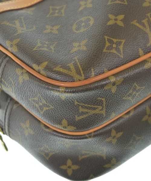 LOUIS VUITTON 肩背包