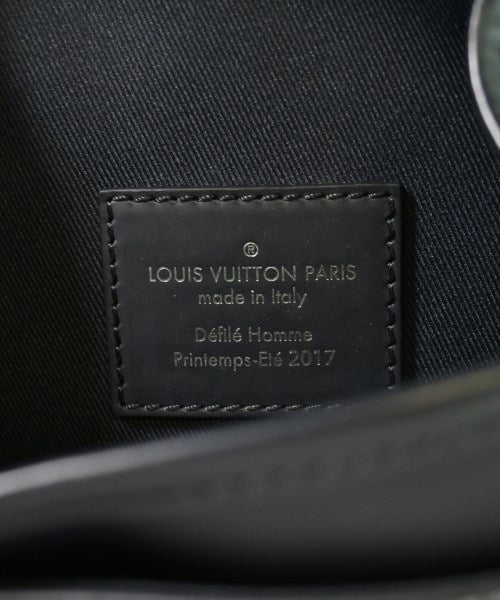 LOUIS VUITTON 肩背包
