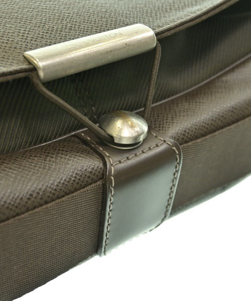 LOUIS VUITTON 肩背包