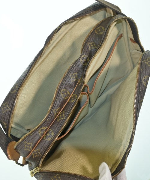 LOUIS VUITTON 肩背包