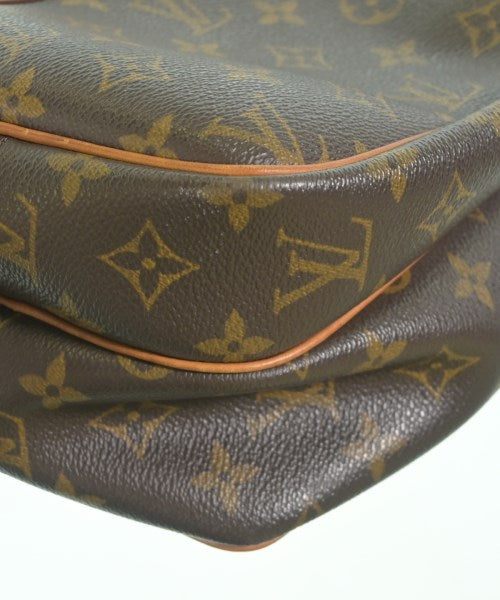 LOUIS VUITTON 肩背包