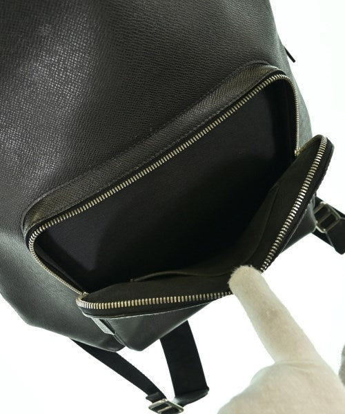 LOUIS VUITTON 背包
