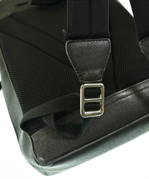 LOUIS VUITTON 背包