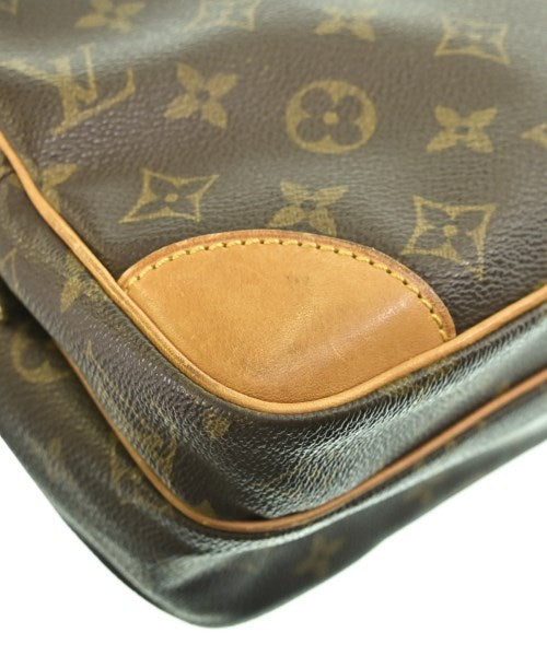 LOUIS VUITTON 肩背包